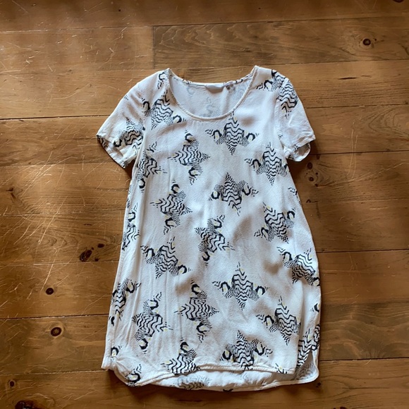 Funky white summer dress!! - Picture 1 of 2